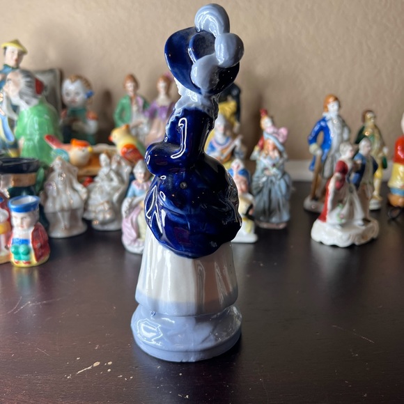 Vintage 1940's Big Made in Occupied Japan Colonial Lady, Victorian Style, mioj - Picture 4 of 8